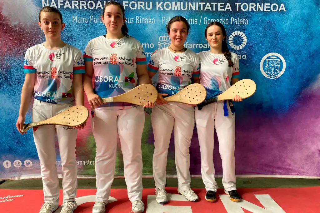 Etxarri-Aranatz vuelve a disfrutar con la paleta goma y perfila las finales del IV Torneo Comunidad Foral de Navarra