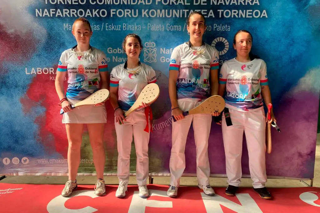 Etxarri-Aranatz vuelve a disfrutar con la paleta goma y perfila las finales del IV Torneo Comunidad Foral de Navarra